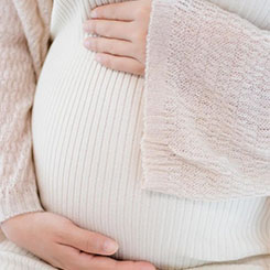 对于在红☯黄蓝大战中损🇮🇳失惨重的美🇬🇹aa69代孕团而言，这笔交易👟究竟是雪中送炭，🇲🇺